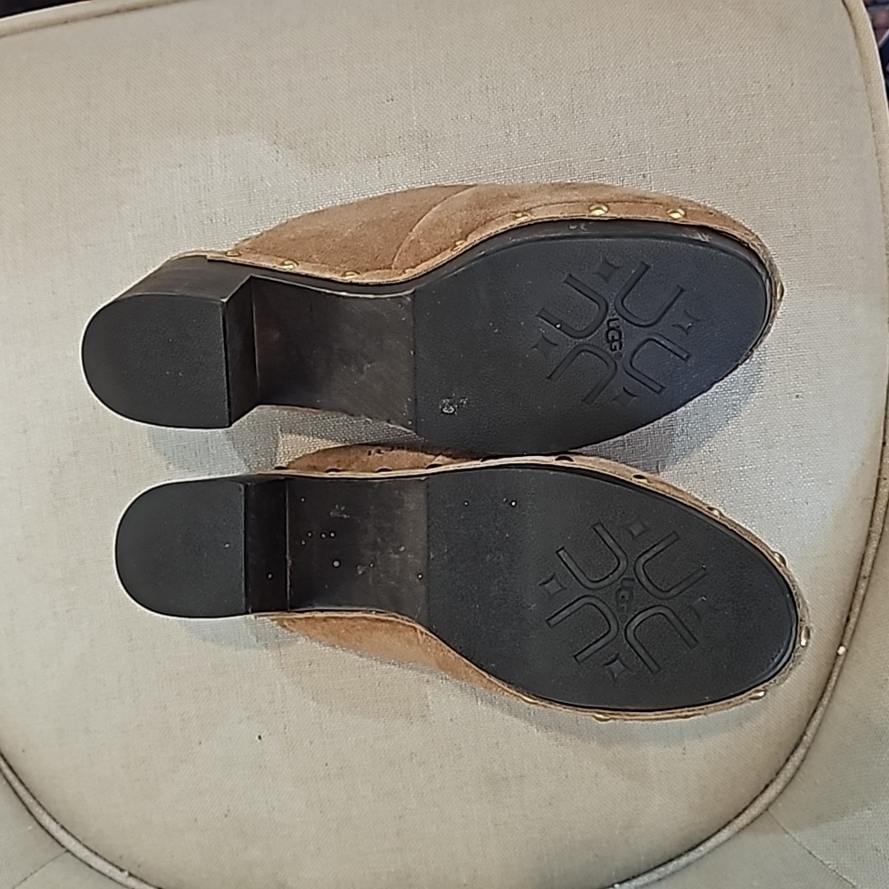 Ugg Clogs - image 4